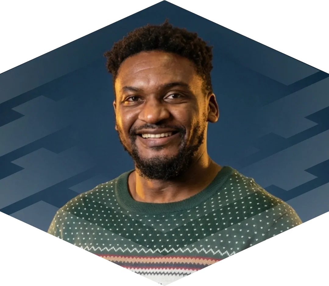 Photo portrait de Willy Essoh Sone, spécialiste en environnement